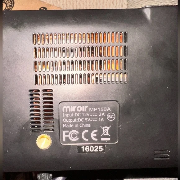 MIROIR MP150A 720P DLP PROJECTOR Portable Compact - Picture 2 of 12